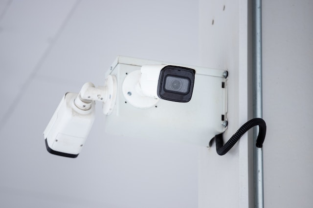 Installer des caméras de sécurité pour protéger son entreprise
